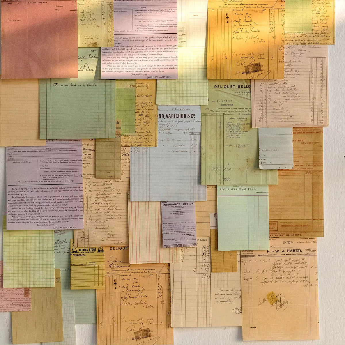 Wanderer's Desk 100-Piece Ephemera Kit