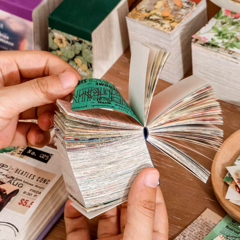 Wild Archive 400-Piece Paper & Sticker Collection